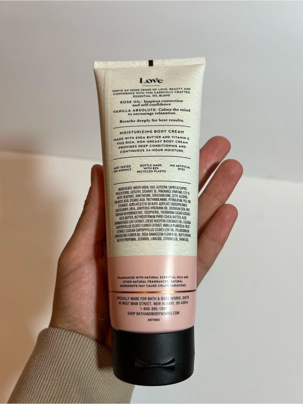 Bath & Body Works AROMATHERAPY LOVE Rose Vanilla MOISTURIZING BODY CREAM 8 oz. - Picture 2 of 3